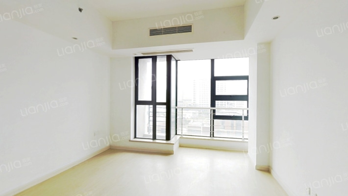 新星龙湾二手房实景图