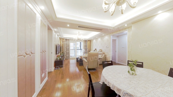 雅戈尔锦绣东城二手房实景图