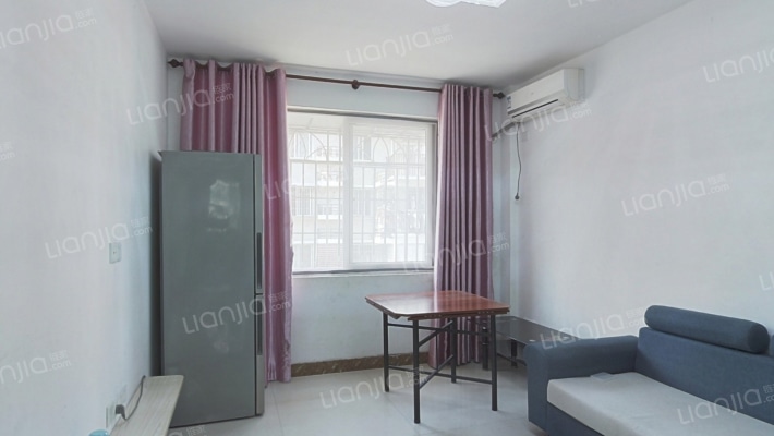 金建小区二手房实景图