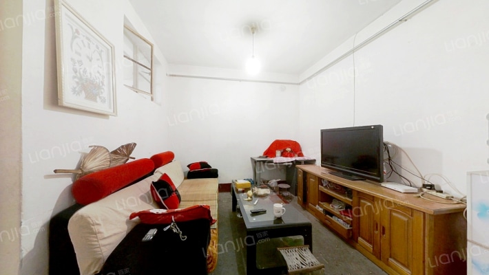 董家镇纺织机械厂宿舍二手房实景图