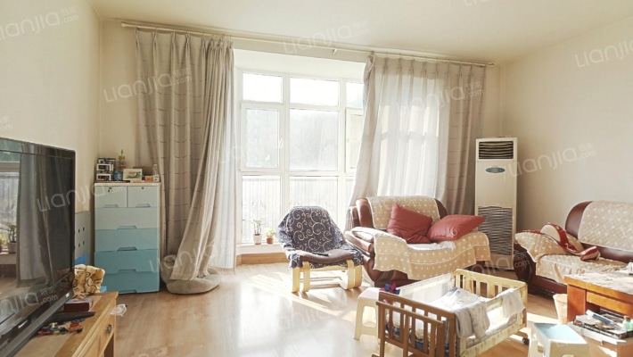 静居苑小区二手房实景图