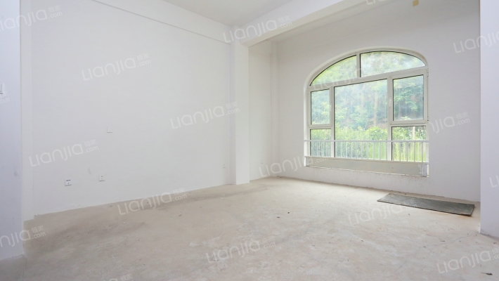 海信依云小镇塞纳二手房实景图