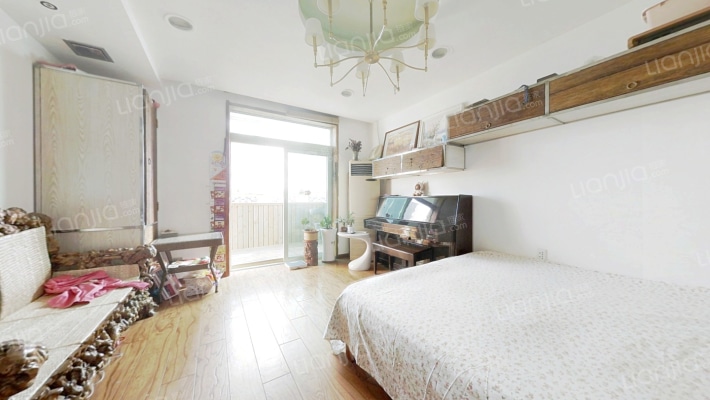 汇融广场二手房实景图