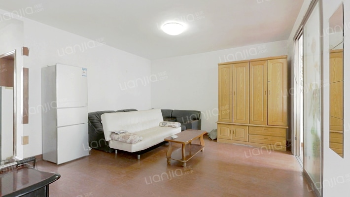 百通馨苑一区二手房实景图