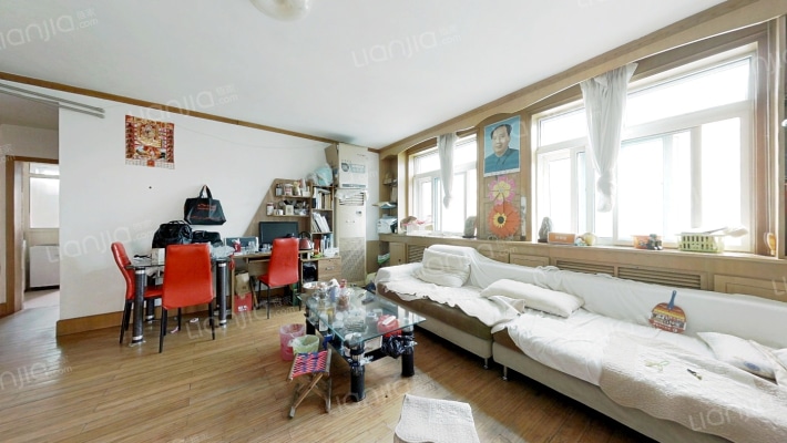 唐岛湾A小区二手房实景图