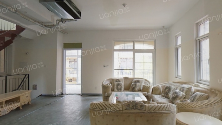 龙湖滟澜海岸二手房实景图