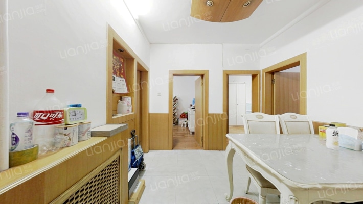 伏牛路121号二手房实景图