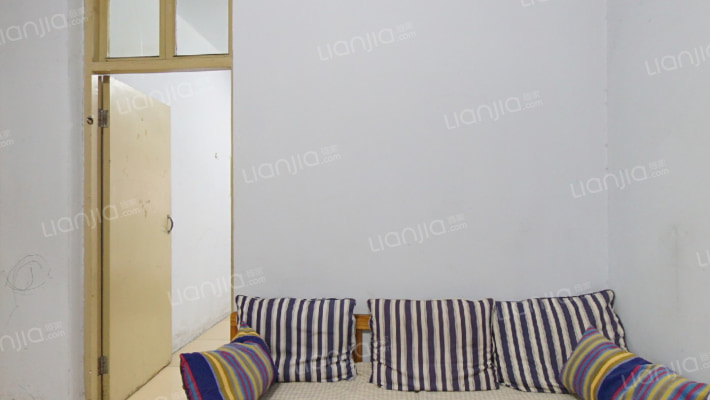 卫生路15号院二手房实景图