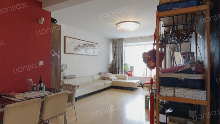 路劲河畔明珠二手房实景图