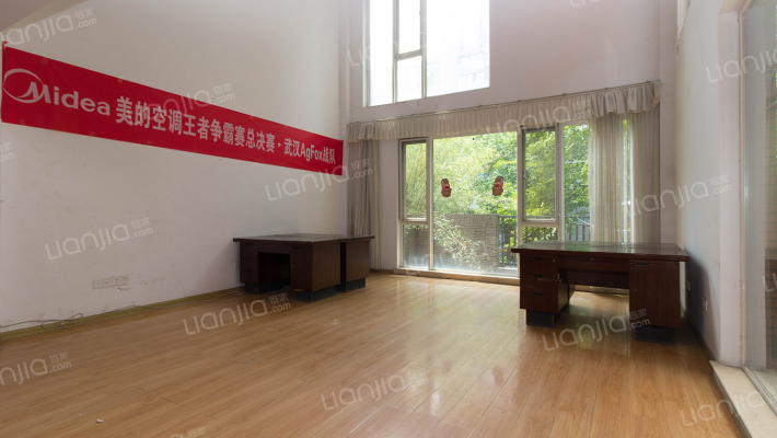 金地格林春岸世家别墅二手房实景图