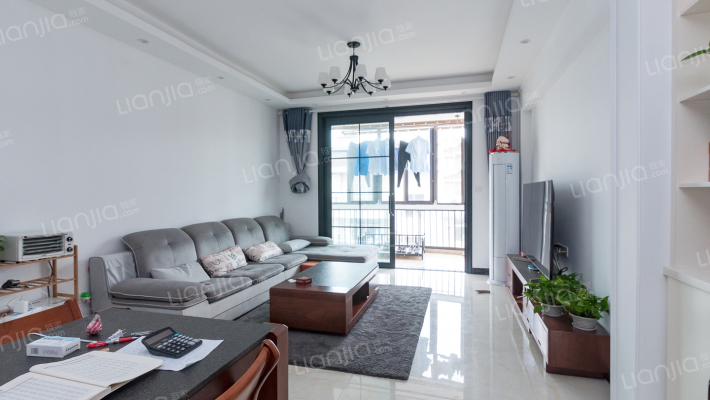 湖北省琴断口监狱宿舍二手房实景图