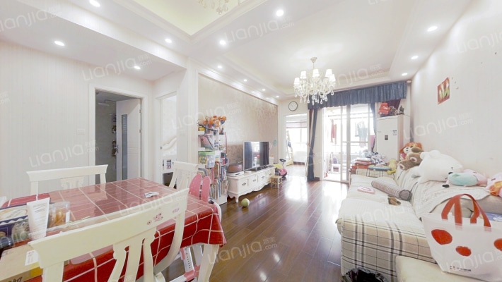 保利拉菲二手房实景图