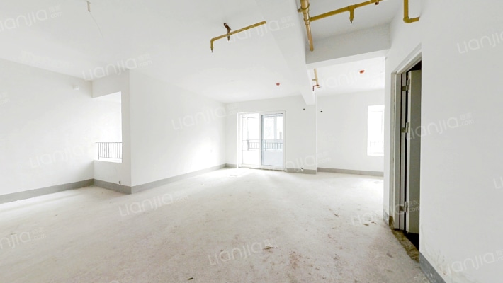 绿地香树花城派克公馆二手房实景图