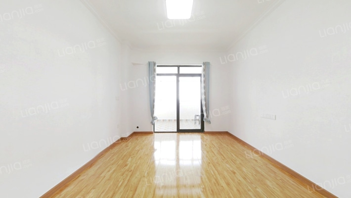 中心嘉园二手房实景图