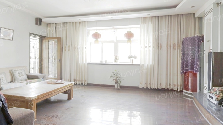 狮龙花苑二手房实景图