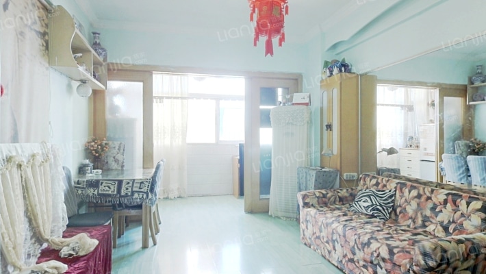 省幼师宿舍二手房实景图