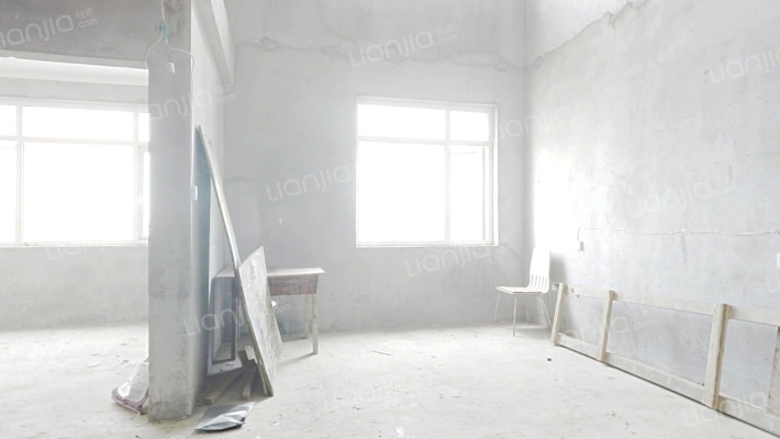 龙苑澜岸二手房实景图