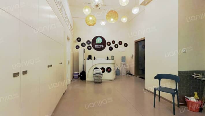 尚东数字居二手房实景图