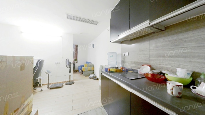 倾城酒店二手房实景图