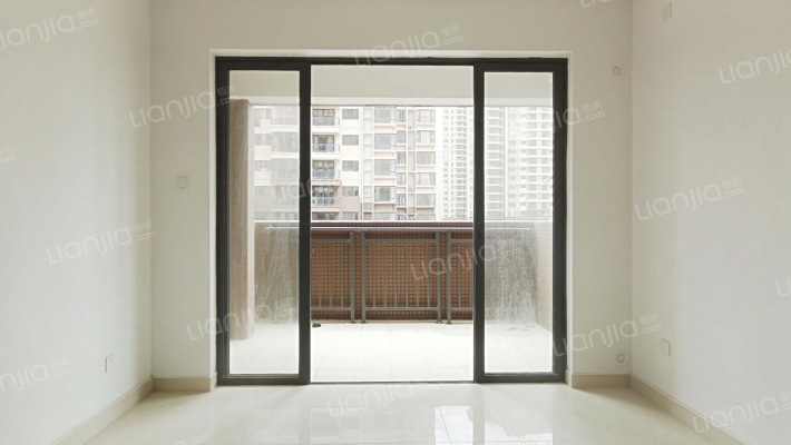 中国铁建国际花园二手房实景图