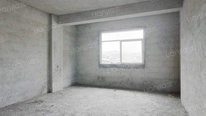 东山富康苑二手房实景图