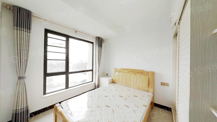 精装修 3房 大唐听海 满二不唯一 银滩景区 可按