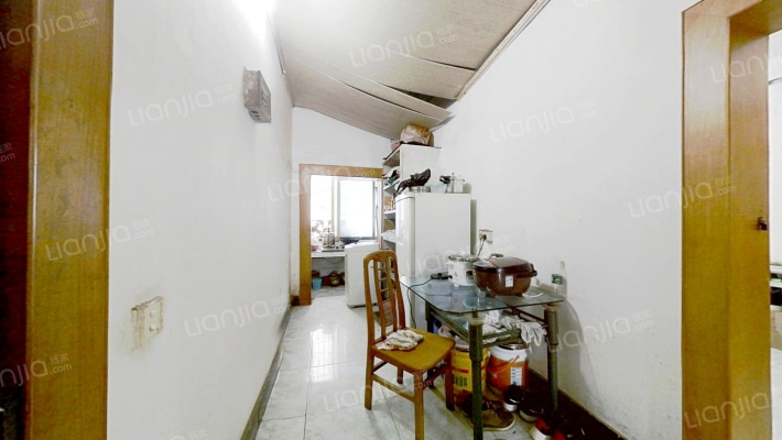 凯旋路二手房实景图