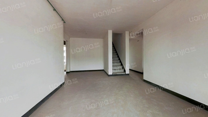 融创爱丽舍庄园二手房实景图