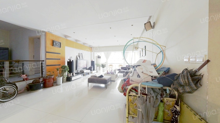 华夏银座二手房实景图