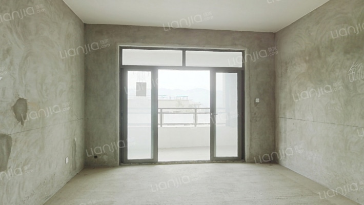 富力湾云上二手房实景图