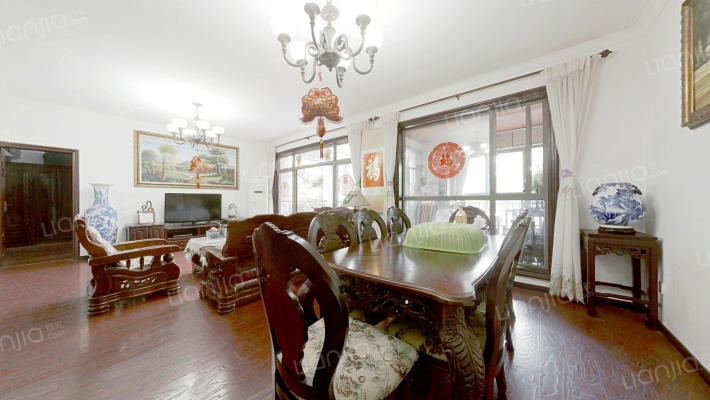 金河谷一期二手房实景图