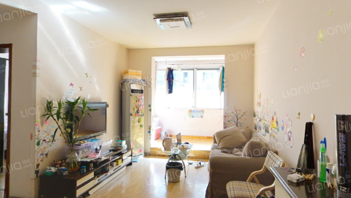 贝森兴苑二手房实景图