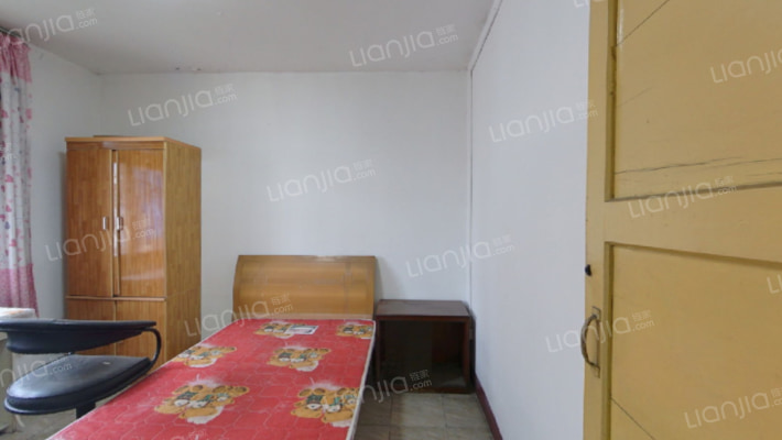 中新路13号二手房实景图