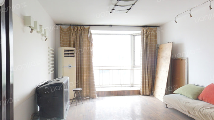 锦赛雅苑二手房实景图