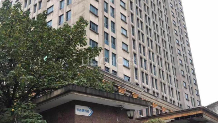 沪东国际财富广场外景图