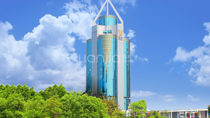 城建大厦外景图