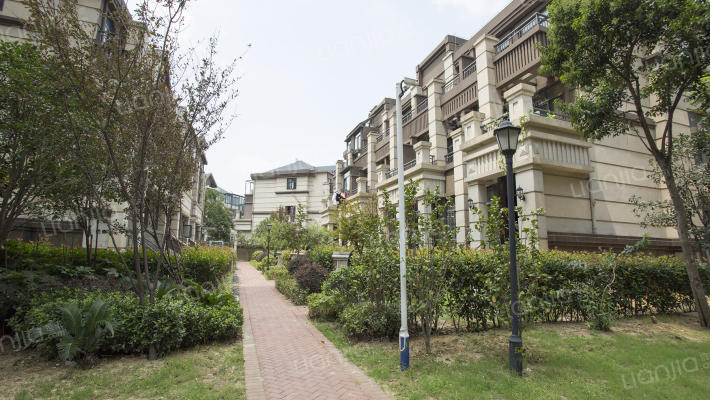 百商悦澜山外景图