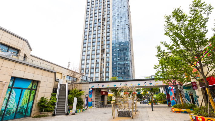 奥山光谷世纪城外景图