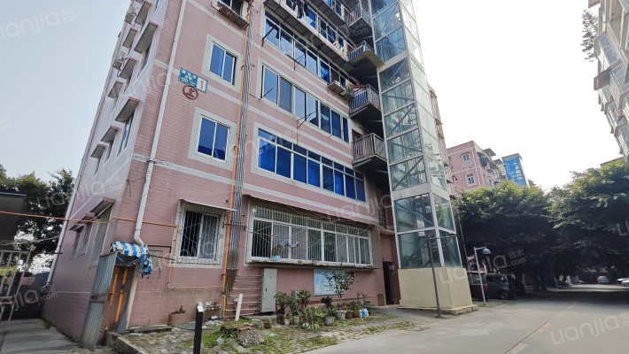 建设花园外景图