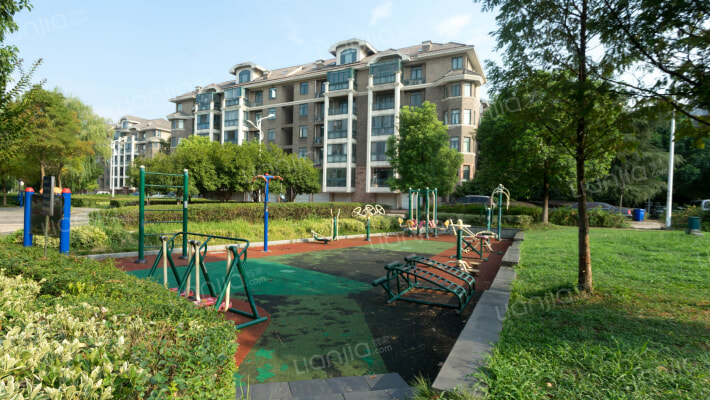 金湖花园外景图