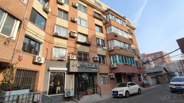 平阳街（昆明街）外景图