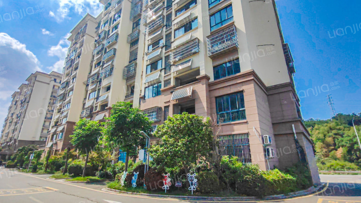 东成小区外景图