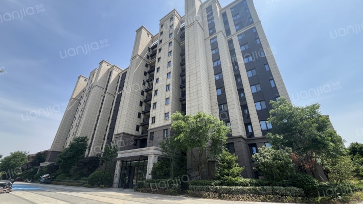 中骏柏景湾外景图