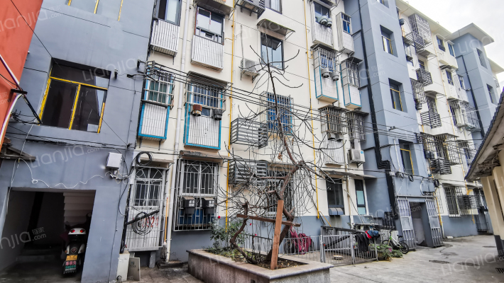 吉祥巷小学宿舍外景图