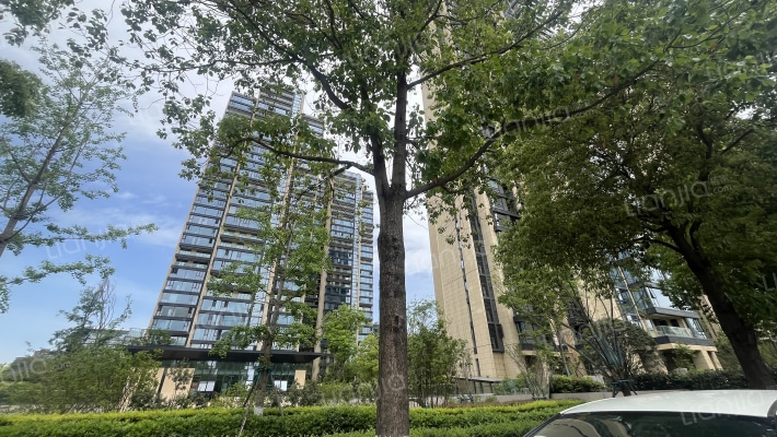 麓鸣九天麓语苑外景图