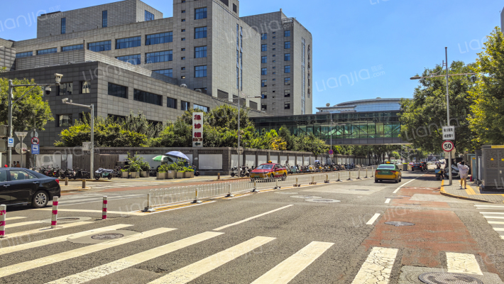 校尉胡同外景图