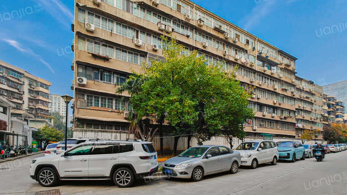 丹尼尔小区外景图