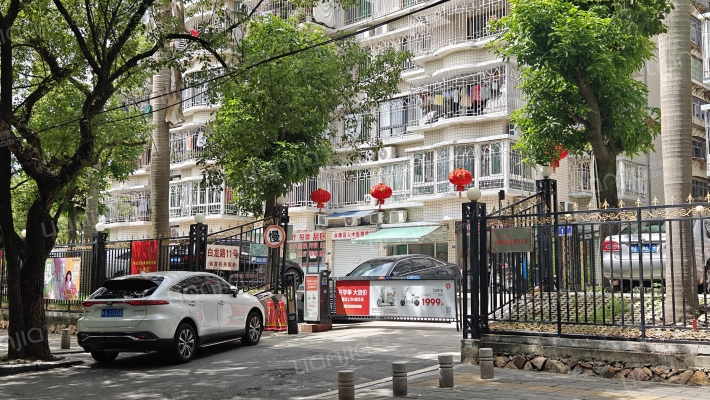 省直机关住宅区外景图