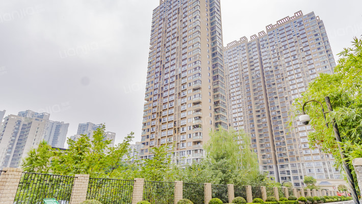 东湖御院外景图