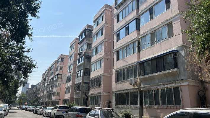 公务员小区外景图